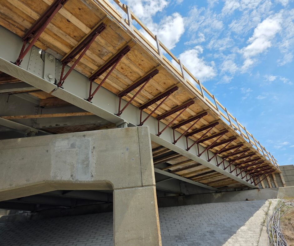 Ingham – I-96 WB over M-52
