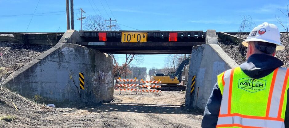 Kent – Railroad Bridge over Bristol Ave (3)